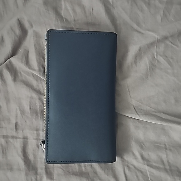 Kate Spade wallet - Picture 5 of 5